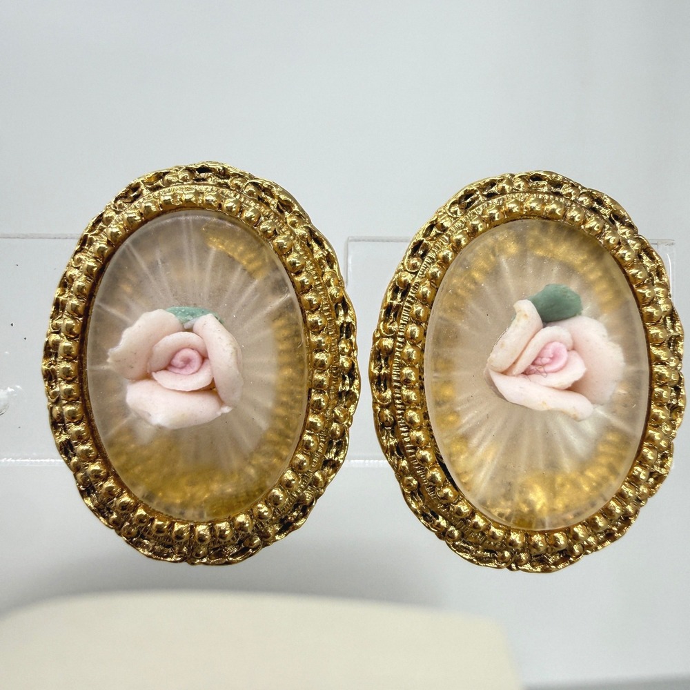 1928 Oval Porcelain Rose Earrings Gold Tone Clip‎ On Romantic Feminine